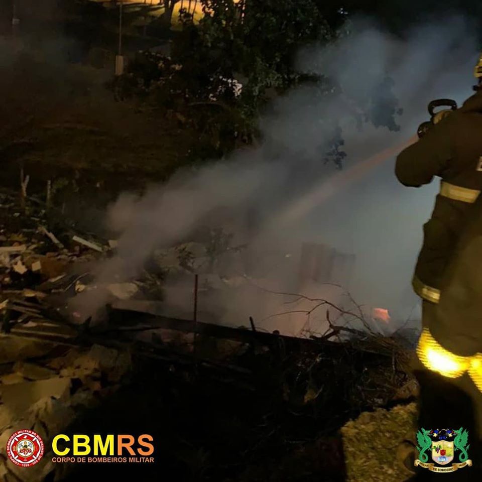 O Corpo de Bombeiros Militar do Rio Grande do Sul, atuou em incêndio em vegetação